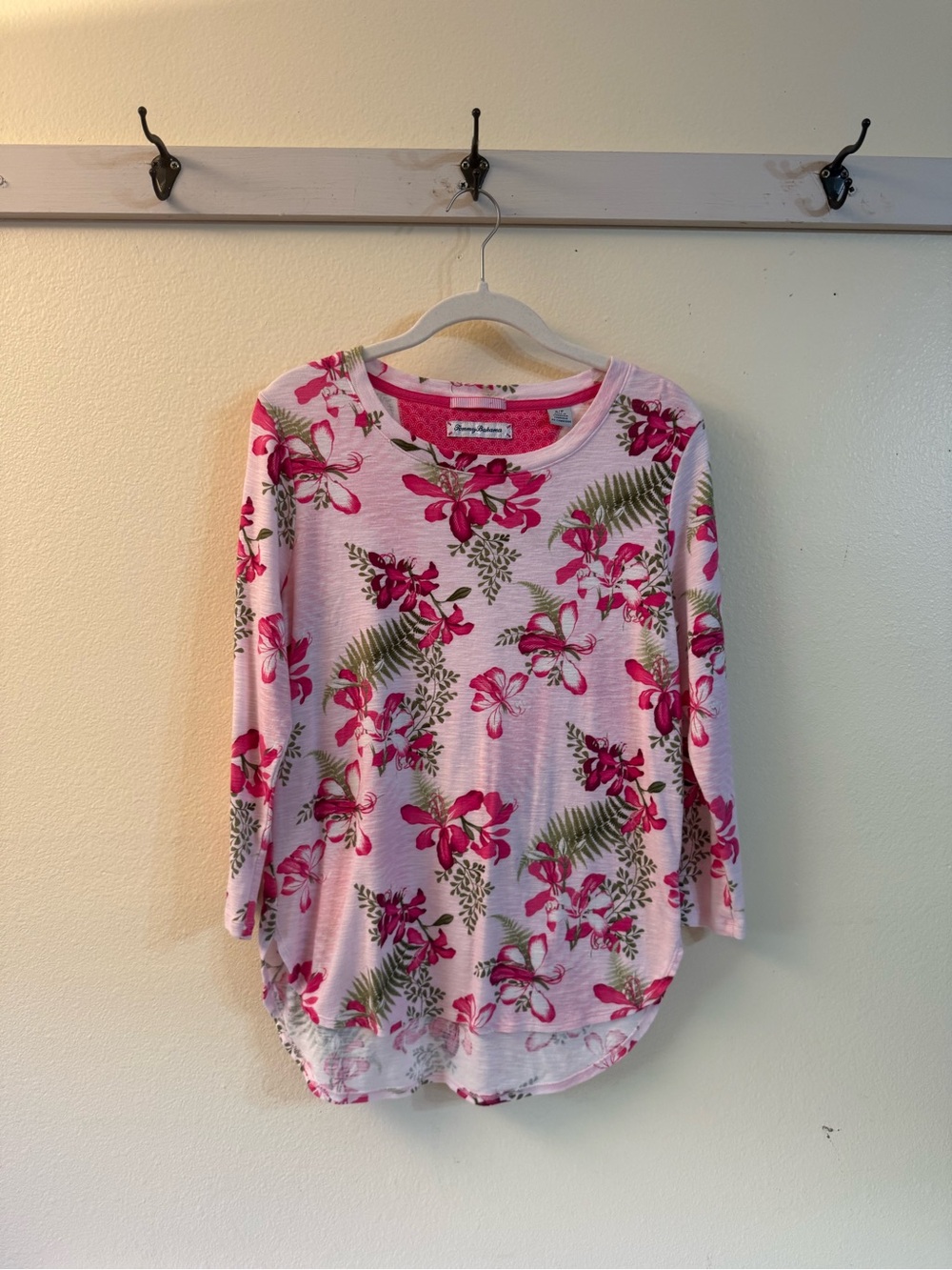 Tommy Bahama Pink Floral Scoop-Neck Long Sleeve Top